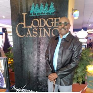 Meet your Posher, Charles